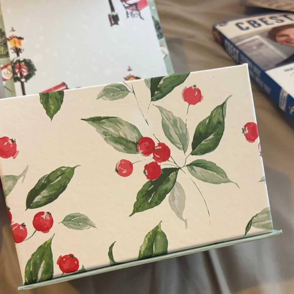 Festive Snowman Gift Box - Green Christmas Design